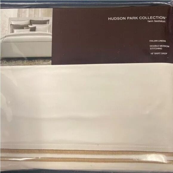 HUDSON PARK COLLECTION Italian Linens Bedskirt, white/stripe Champagne - Picture 3 of 4